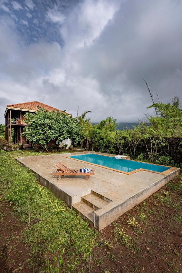 Saffronstays Boulevard Loghouse - A Wooden Chalet Amidst Nature Kārli المظهر الخارجي الصورة
