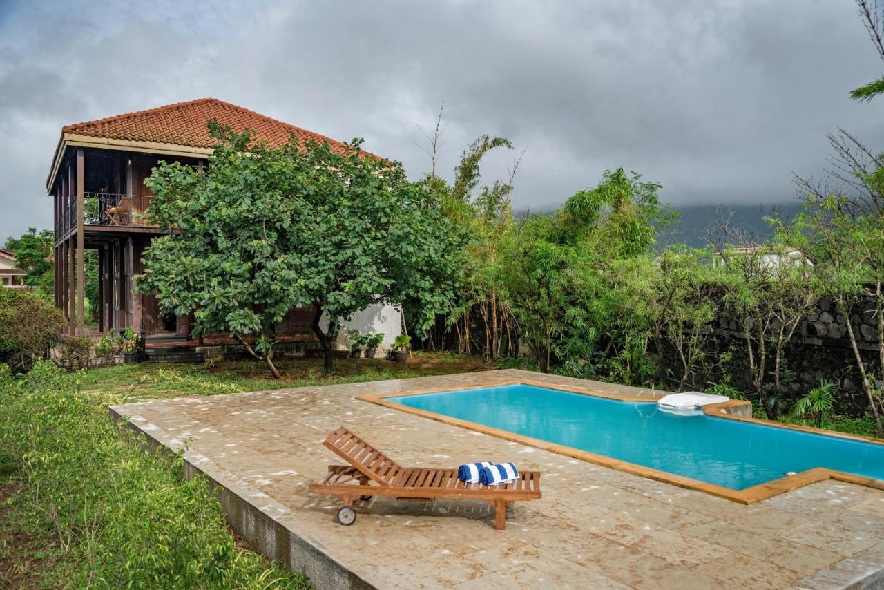 Saffronstays Boulevard Loghouse - A Wooden Chalet Amidst Nature Kārli المظهر الخارجي الصورة